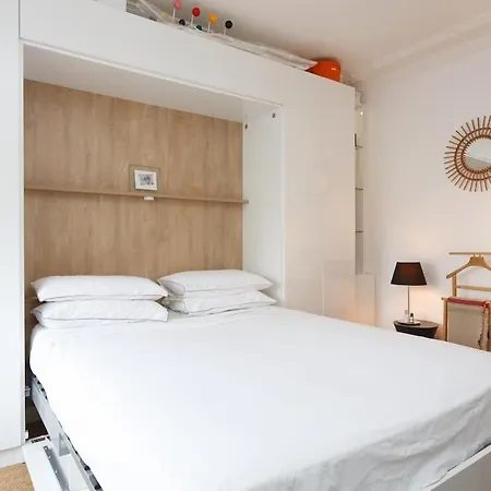Apartment High Standing 17 Paris